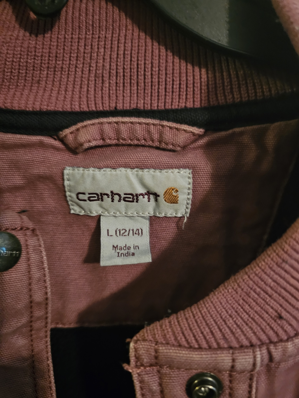 Carhartt Quilted Utility Jacket in Dusty Rose - Picture 3 of 4